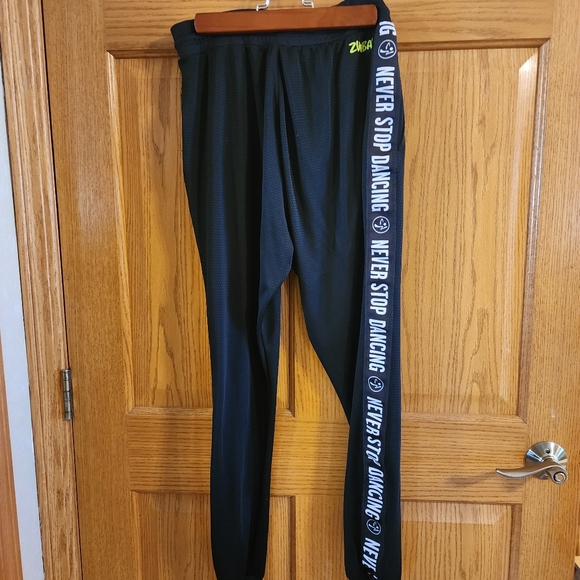 ZUMBAWEAR - Picture 6 of 7